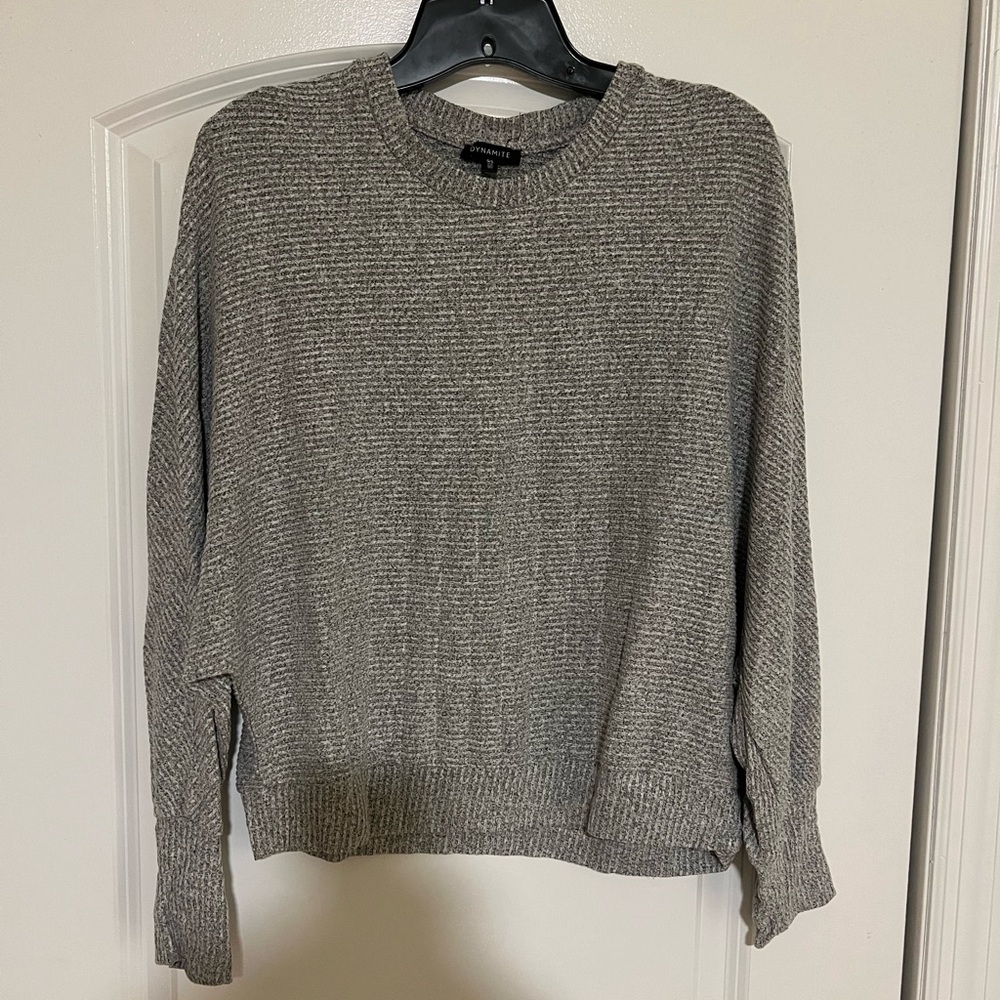 Dynamite long sleeve grey shirt, size Large, runs small.